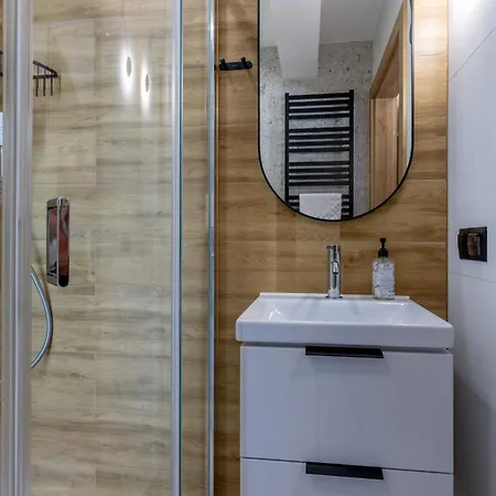 Watra, Jacuzzi Wewnetrzne, Sauna I Bilard Na Wylacznosc Villa *